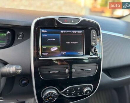 Рено Зое, объемом двигателя 0 л и пробегом 138 тыс. км за 8699 $, фото 13 на Automoto.ua