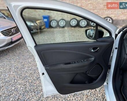 Рено Зое, объемом двигателя 0 л и пробегом 138 тыс. км за 8699 $, фото 9 на Automoto.ua