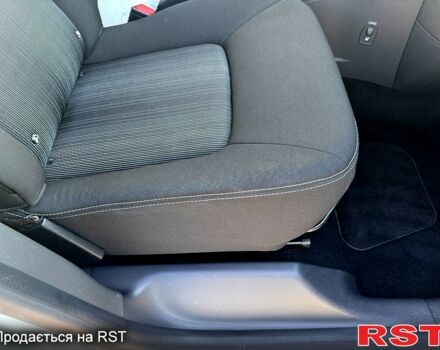Рено Зое, объемом двигателя 65 л и пробегом 78 тыс. км за 10600 $, фото 5 на Automoto.ua