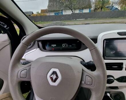 Рено Зое, объемом двигателя 0 л и пробегом 32 тыс. км за 9650 $, фото 14 на Automoto.ua