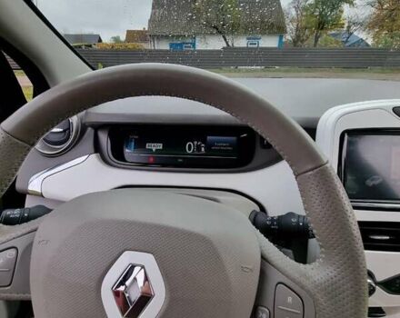 Рено Зое, объемом двигателя 0 л и пробегом 32 тыс. км за 9650 $, фото 15 на Automoto.ua