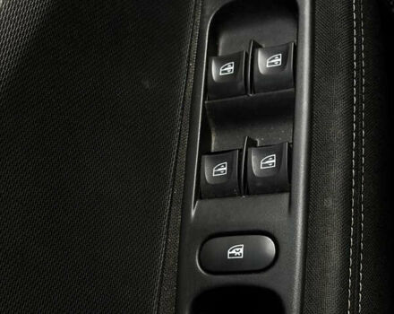 Рено Зое, объемом двигателя 0 л и пробегом 130 тыс. км за 10500 $, фото 14 на Automoto.ua