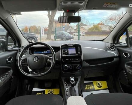 Рено Зое, объемом двигателя 0 л и пробегом 140 тыс. км за 9300 $, фото 7 на Automoto.ua