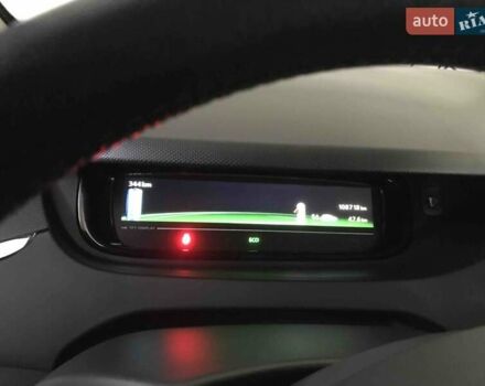 Рено Зое, об'ємом двигуна 0 л та пробігом 108 тис. км за 11500 $, фото 2 на Automoto.ua