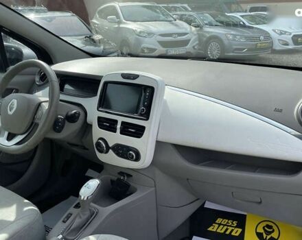 Рено Зое, объемом двигателя 0 л и пробегом 94 тыс. км за 10300 $, фото 22 на Automoto.ua