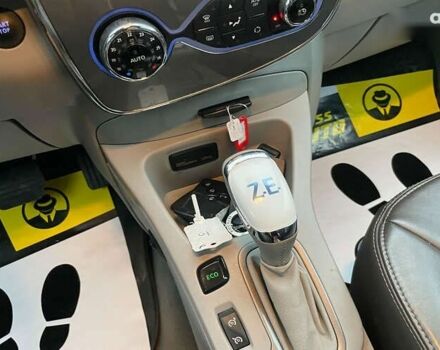 Рено Зое, объемом двигателя 0 л и пробегом 67 тыс. км за 10300 $, фото 16 на Automoto.ua