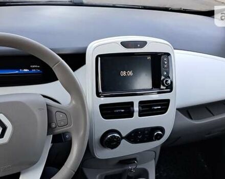 Рено Зое, объемом двигателя 0 л и пробегом 104 тыс. км за 9600 $, фото 9 на Automoto.ua