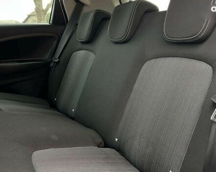 Рено Зое, объемом двигателя 0 л и пробегом 140 тыс. км за 9300 $, фото 19 на Automoto.ua