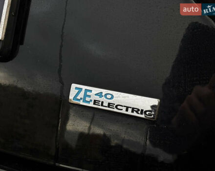 Рено Зое, объемом двигателя 0 л и пробегом 130 тыс. км за 10500 $, фото 4 на Automoto.ua