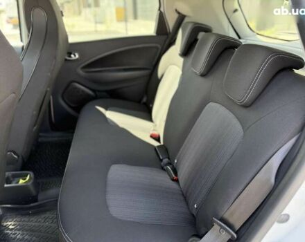 Рено Зое, объемом двигателя 0 л и пробегом 118 тыс. км за 8900 $, фото 8 на Automoto.ua