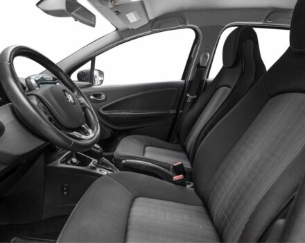 Рено Зое, объемом двигателя 0 л и пробегом 66 тыс. км за 10000 $, фото 5 на Automoto.ua