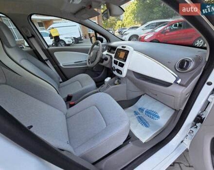 Рено Зое, объемом двигателя 0 л и пробегом 29 тыс. км за 10500 $, фото 27 на Automoto.ua