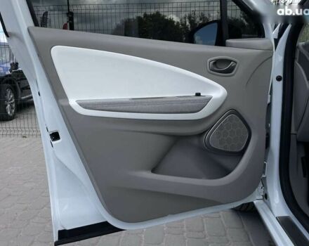 Рено Зое, объемом двигателя 0 л и пробегом 38 тыс. км за 9355 $, фото 22 на Automoto.ua