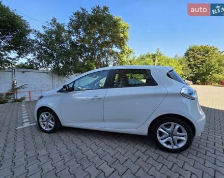 Рено Зое, объемом двигателя 0 л и пробегом 29 тыс. км за 10500 $, фото 14 на Automoto.ua