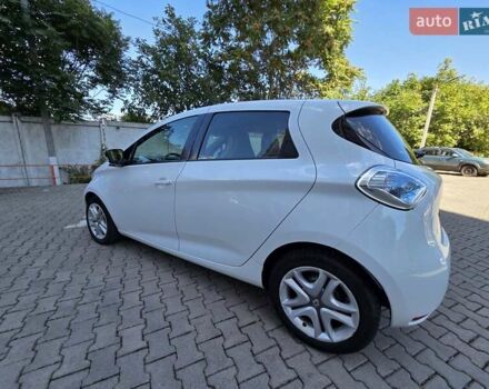 Рено Зое, объемом двигателя 0 л и пробегом 29 тыс. км за 10500 $, фото 13 на Automoto.ua