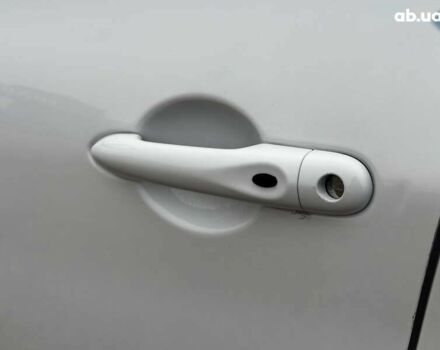 Рено Зое, об'ємом двигуна 0 л та пробігом 68 тис. км за 11499 $, фото 12 на Automoto.ua