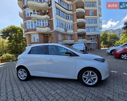 Рено Зое, объемом двигателя 0 л и пробегом 29 тыс. км за 10500 $, фото 7 на Automoto.ua