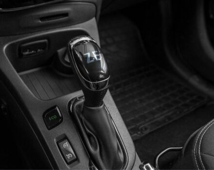 Рено Зое, объемом двигателя 0 л и пробегом 66 тыс. км за 10000 $, фото 7 на Automoto.ua