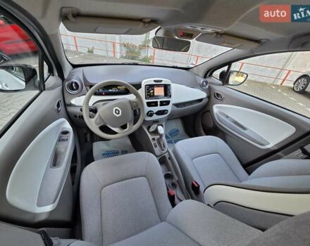 Рено Зое, объемом двигателя 0 л и пробегом 29 тыс. км за 10500 $, фото 23 на Automoto.ua