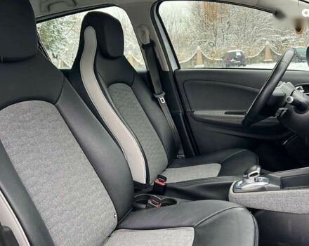 Рено Зое, объемом двигателя 0 л и пробегом 120 тыс. км за 12999 $, фото 18 на Automoto.ua