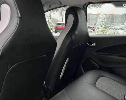 Рено Зое, объемом двигателя 0 л и пробегом 120 тыс. км за 12999 $, фото 20 на Automoto.ua