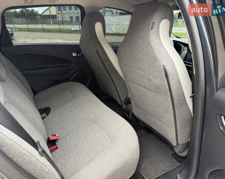 Рено Зое, объемом двигателя 0 л и пробегом 153 тыс. км за 11800 $, фото 30 на Automoto.ua
