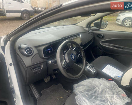 Рено Зое, об'ємом двигуна 0 л та пробігом 108 тис. км за 10499 $, фото 7 на Automoto.ua