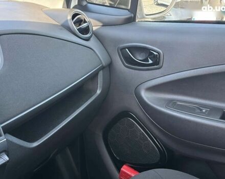 Рено Зое, объемом двигателя 0 л и пробегом 73 тыс. км за 11000 $, фото 17 на Automoto.ua