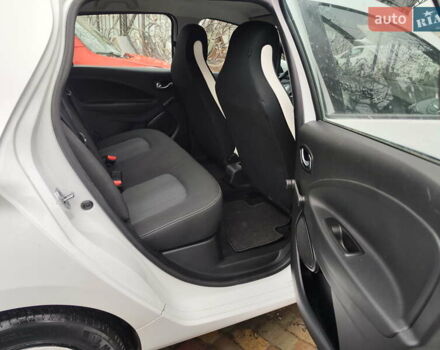 Рено Зое, объемом двигателя 0 л и пробегом 17 тыс. км за 12200 $, фото 13 на Automoto.ua
