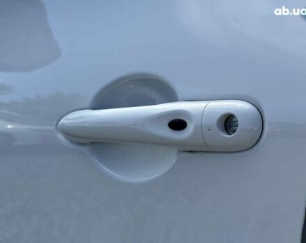 Рено Зое, объемом двигателя 0 л и пробегом 73 тыс. км за 11000 $, фото 6 на Automoto.ua