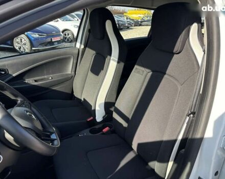 Рено Зое, объемом двигателя 0 л и пробегом 44 тыс. км за 11500 $, фото 15 на Automoto.ua