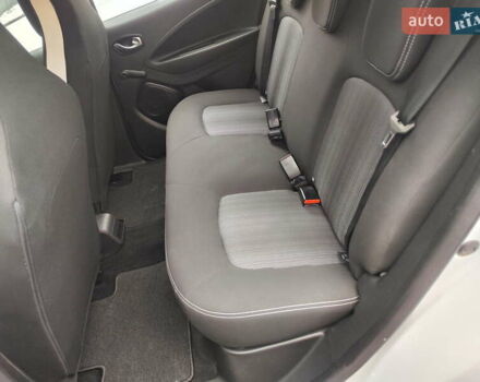 Рено Зое, объемом двигателя 0 л и пробегом 17 тыс. км за 12200 $, фото 11 на Automoto.ua