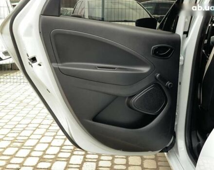 Рено Зое, об'ємом двигуна 0 л та пробігом 66 тис. км за 12499 $, фото 26 на Automoto.ua