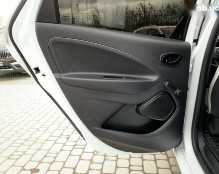 Рено Зое, объемом двигателя 0 л и пробегом 44 тыс. км за 12499 $, фото 26 на Automoto.ua