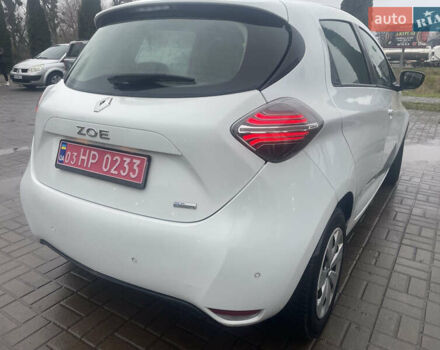 Рено Зое, объемом двигателя 0 л и пробегом 111 тыс. км за 11300 $, фото 8 на Automoto.ua