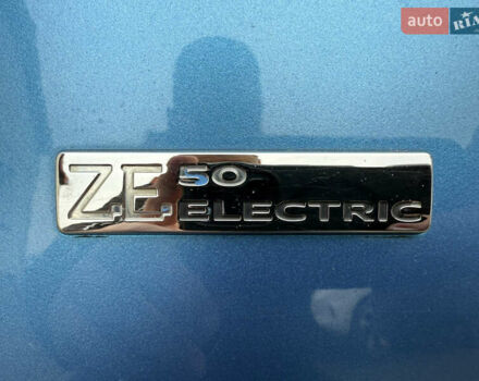 Рено Зое, объемом двигателя 0 л и пробегом 118 тыс. км за 12300 $, фото 13 на Automoto.ua