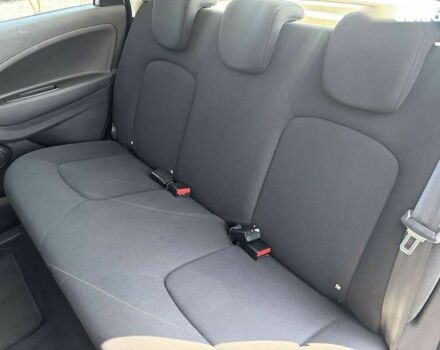 Рено Зое, объемом двигателя 0 л и пробегом 73 тыс. км за 11000 $, фото 21 на Automoto.ua