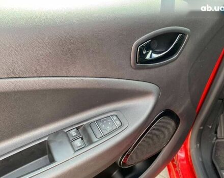 Рено Зое, объемом двигателя 0 л и пробегом 28 тыс. км за 12700 $, фото 10 на Automoto.ua