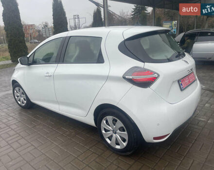 Рено Зое, объемом двигателя 0 л и пробегом 111 тыс. км за 11300 $, фото 7 на Automoto.ua