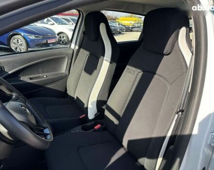 Рено Зое, объемом двигателя 0 л и пробегом 44 тыс. км за 11500 $, фото 16 на Automoto.ua