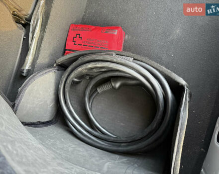Рено Зое, объемом двигателя 0 л и пробегом 35 тыс. км за 14000 $, фото 31 на Automoto.ua