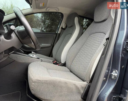 Рено Зое, объемом двигателя 0 л и пробегом 153 тыс. км за 11800 $, фото 15 на Automoto.ua