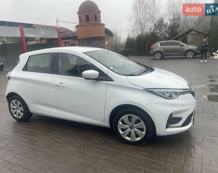 Рено Зое, объемом двигателя 0 л и пробегом 111 тыс. км за 11300 $, фото 4 на Automoto.ua