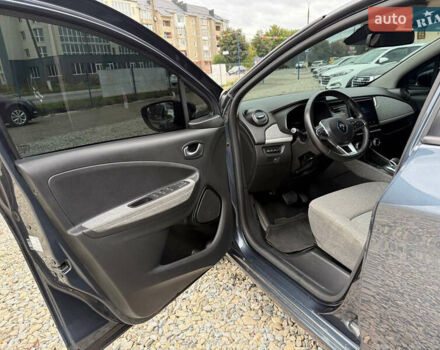 Рено Зое, объемом двигателя 0 л и пробегом 153 тыс. км за 11800 $, фото 13 на Automoto.ua