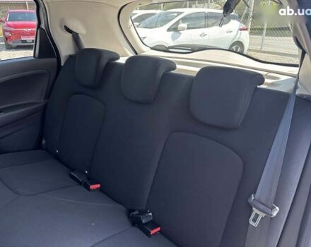 Рено Зое, объемом двигателя 0 л и пробегом 73 тыс. км за 11000 $, фото 20 на Automoto.ua