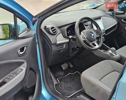 Рено Зое, объемом двигателя 0 л и пробегом 80 тыс. км за 11000 $, фото 5 на Automoto.ua