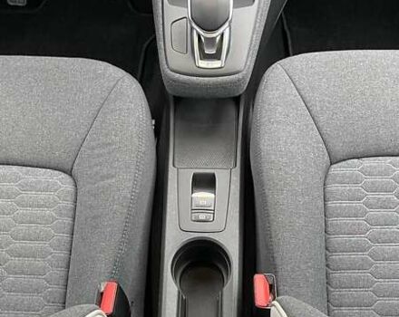 Рено Зое, объемом двигателя 0 л и пробегом 123 тыс. км за 11700 $, фото 15 на Automoto.ua