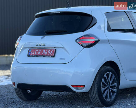 Рено Зое, объемом двигателя 0 л и пробегом 86 тыс. км за 13999 $, фото 13 на Automoto.ua