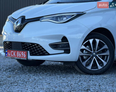 Рено Зое, объемом двигателя 0 л и пробегом 86 тыс. км за 13999 $, фото 6 на Automoto.ua