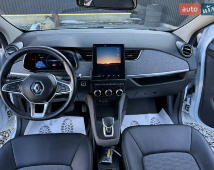 Рено Зое, объемом двигателя 0 л и пробегом 86 тыс. км за 13999 $, фото 16 на Automoto.ua